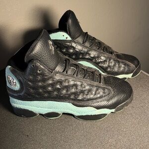 Air Jordan 13 Size 6Y Retro Black & Island Green